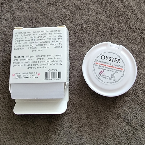 Seraphine Botanicals Diamantine Beaming Highlighter in Oyster 2g - Picture 3 of 3